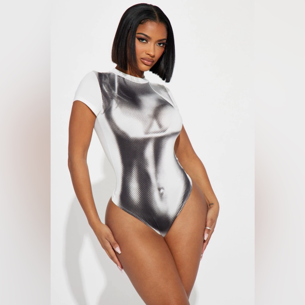 Fashion Nova body suit